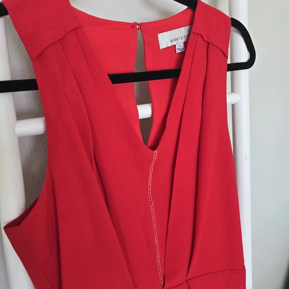 Adelyn Rae Vibrant Red V Neck Short Cocktail Dress Size S - Picture 6 of 9